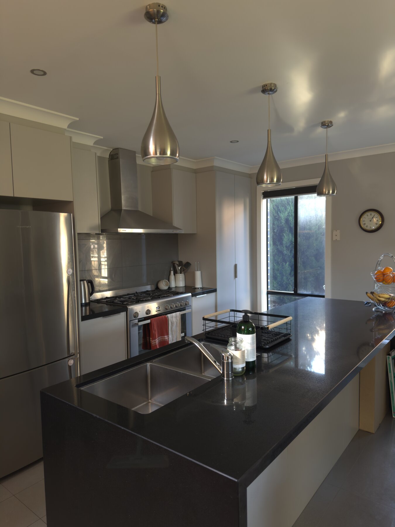 Bright, freshly cleaned Ballarat kitchen by Molly Shine & Co
